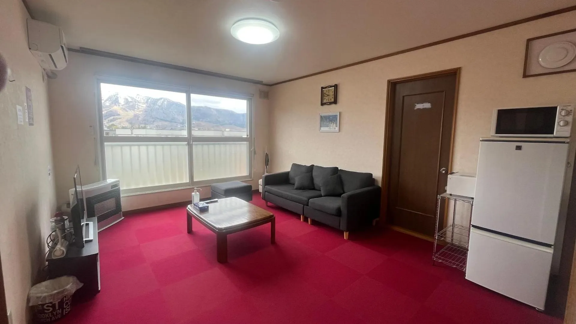 Furano House, 6 Bedrooms, Max 16Pp - Near Jr, Group Travel, Onsite Parking 0*,  Japan